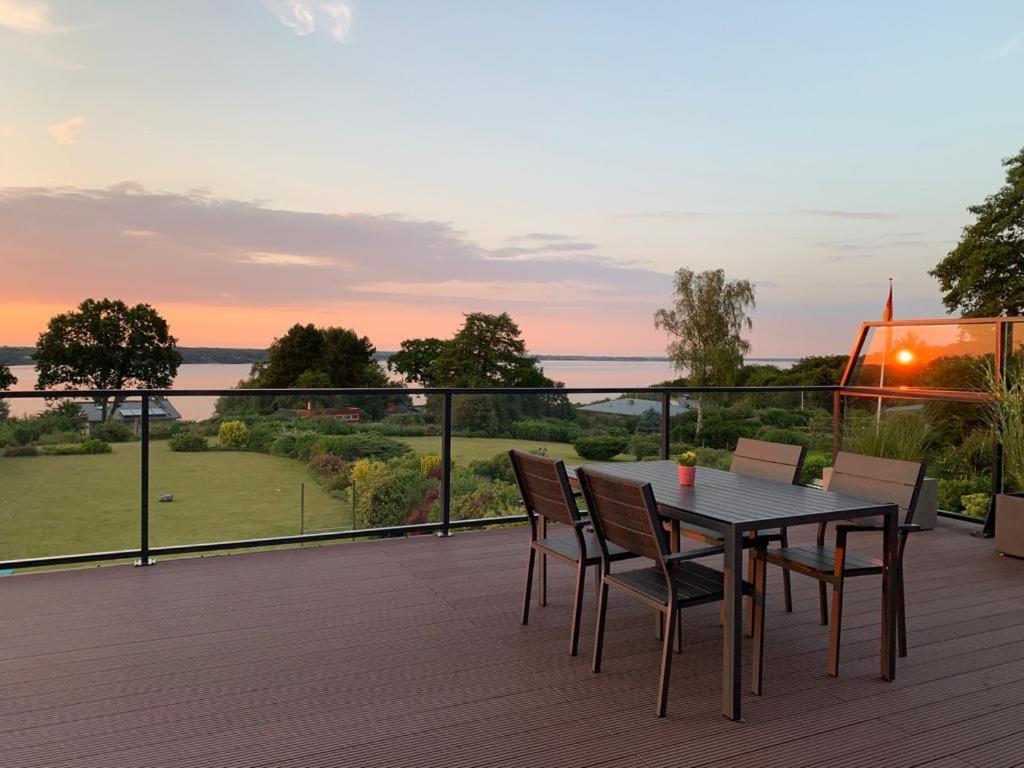 Fewo1846 - Sundowner - Luxurioese Wohnung Mit 2 Schlafzimmern Und Sonnenterrasse Flensbourg Extérieur photo